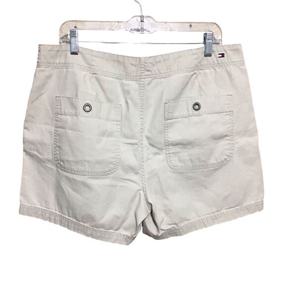 Tommy Hilfiger Jeans High Waist Khaki Shorts 14 - Picture 3 of 4